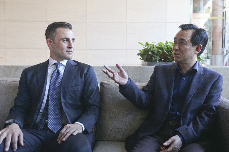 瞧见杨若晴过来，鲍素云很是高兴。
